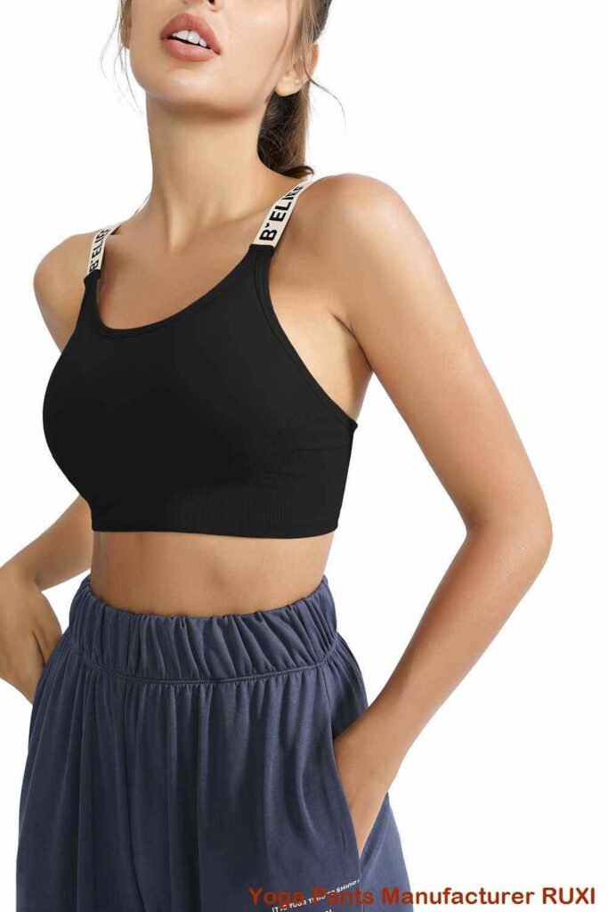 pantalones negros cortos RUXI