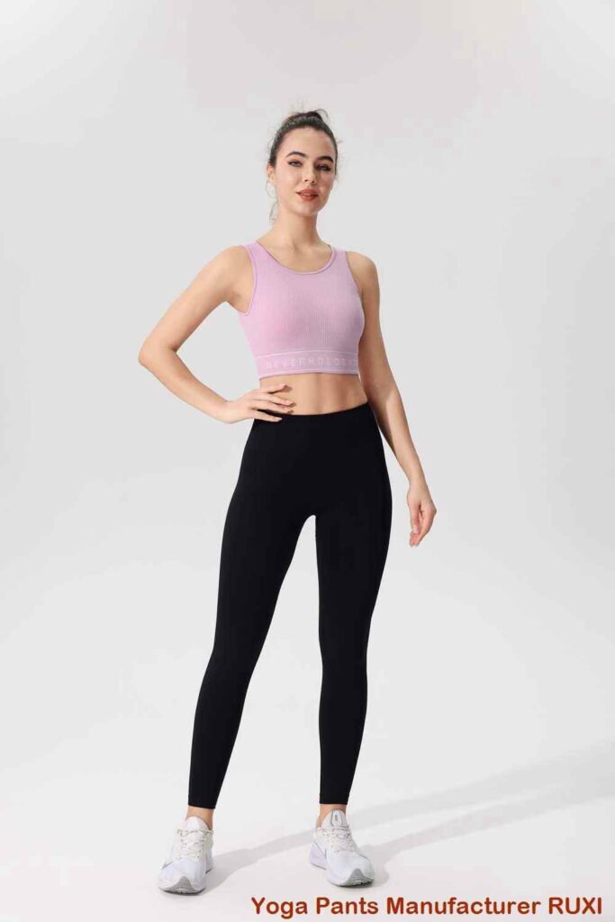 La mejor ropa para hacer yoga
