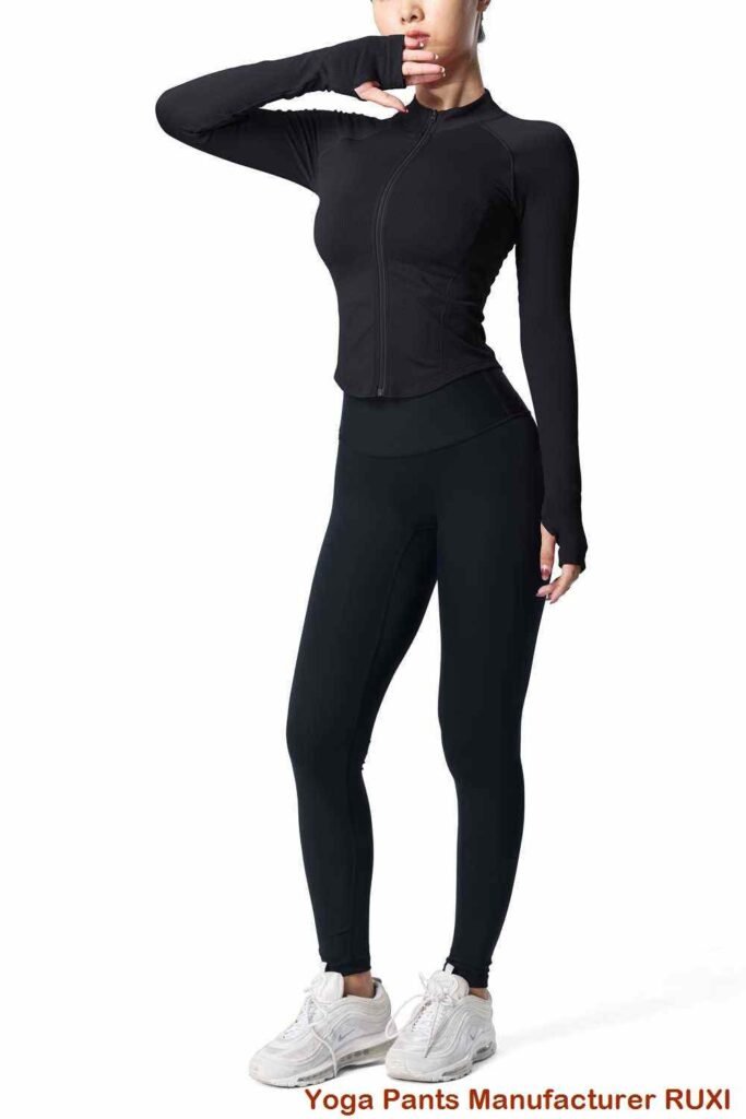 pantalones cortos de yoga beige